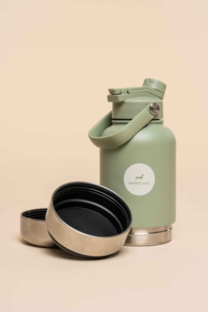 Sip & Share Bottle – Muted Matcha