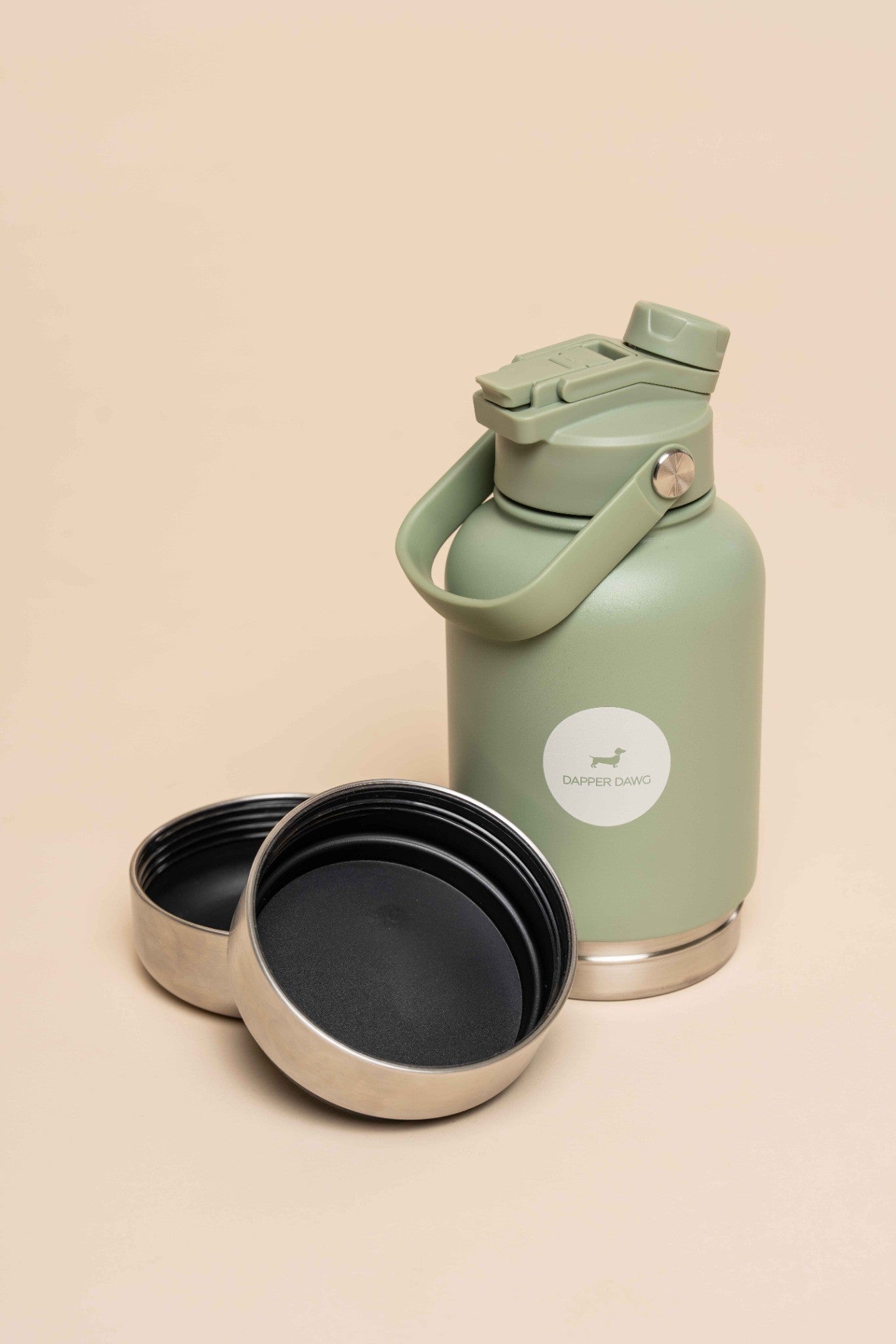 Sip & Share Bottle – Muted Matcha